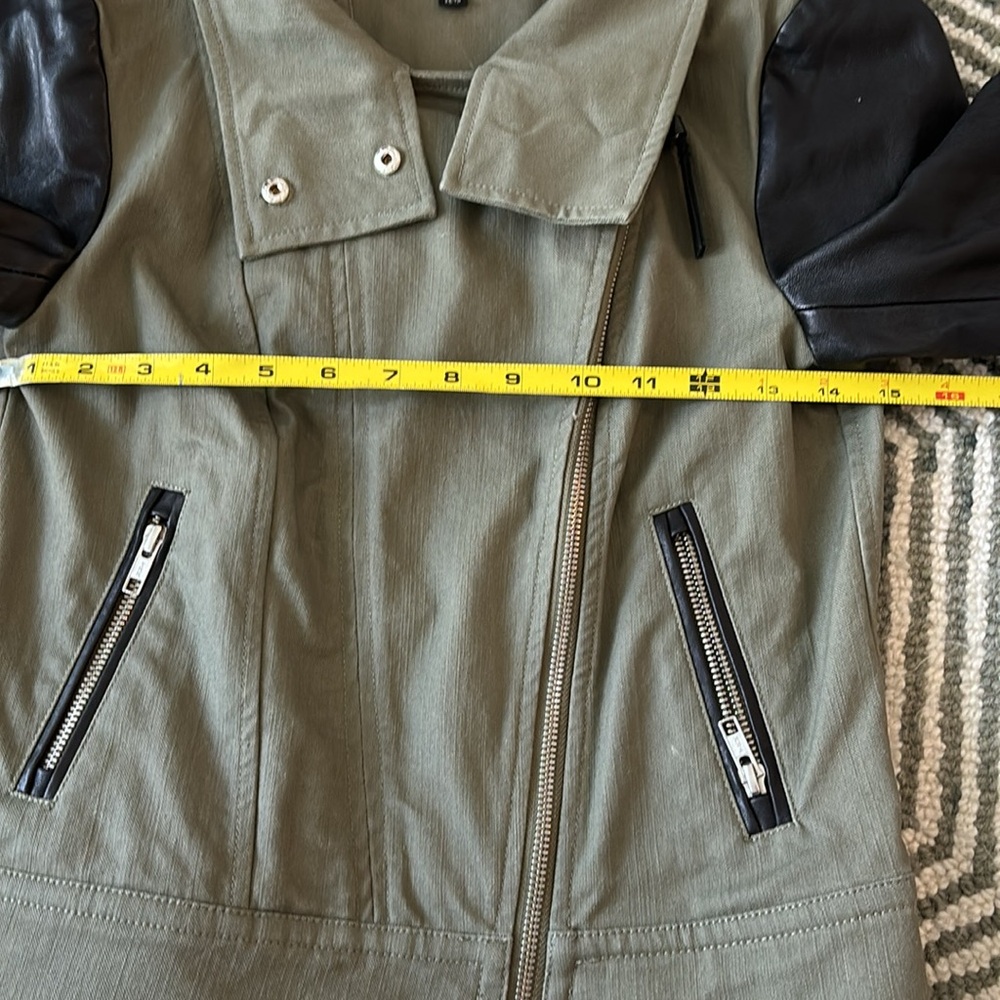Mackage jacket - Picture 6 of 9